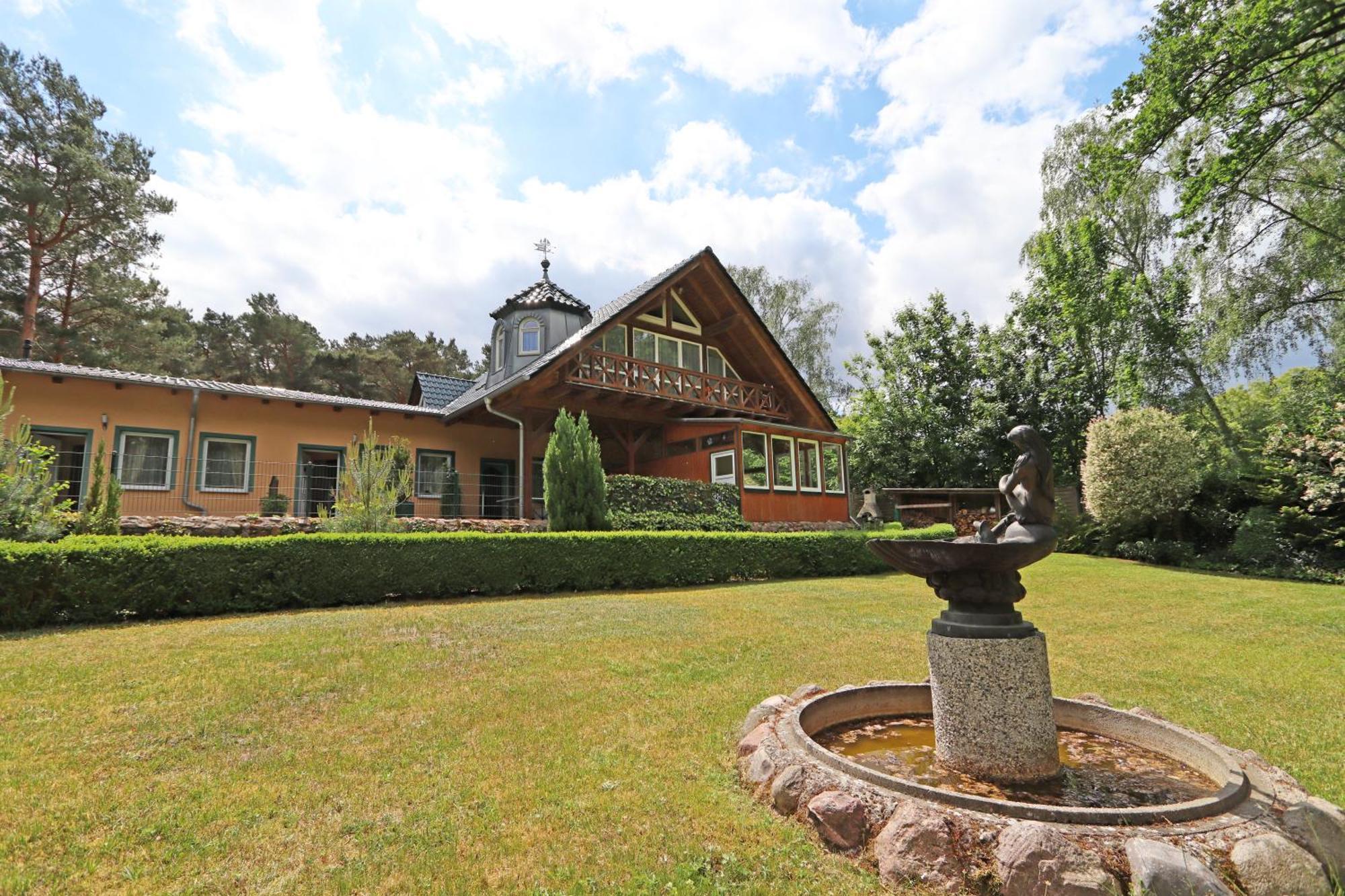 Ferienhaus Star Villa-Paelitzsee Grosszerlang Esterno foto
